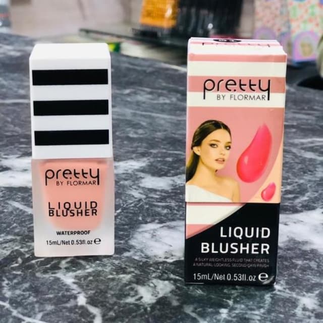 Pretty liquid blush